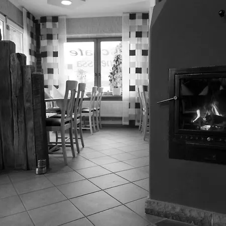 בית הארחה Gastehaus La Mula 2*