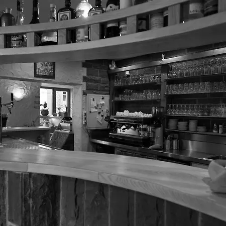 Gastehaus La Mula Гостевой дом Трайс-Карден