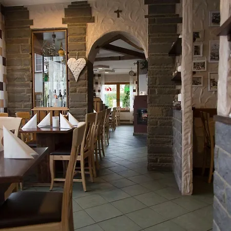 Gastehaus La Mula Гостевой дом Трайс-Карден