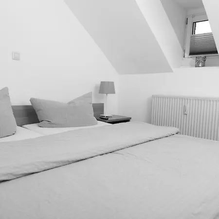 Gastehaus La Mula Pensjonat Treis-Karden