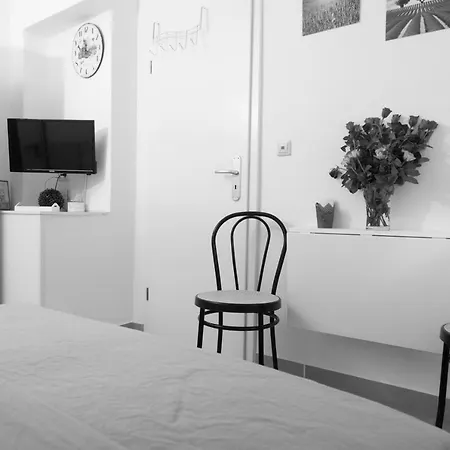 Gastehaus La Mula 2*