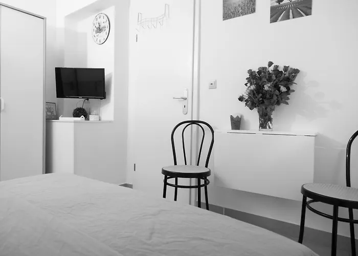 Gastehaus La Mula 2*